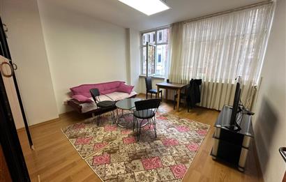 1283067097 KARTAL MERKEZ BANKALAR CADDESİ'NDE 1+1 SATILIK DAİRE 