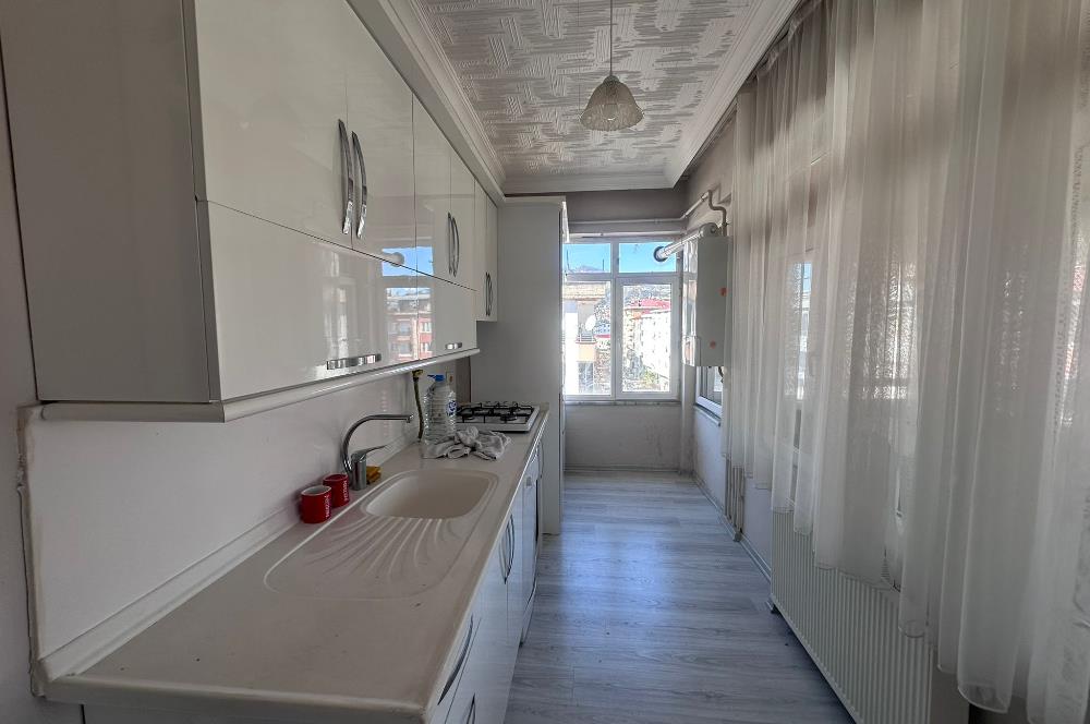 C21'DEN BAHÇELİEVLER MAH MUHTEŞEM KONUM FIRSAT DAİRE