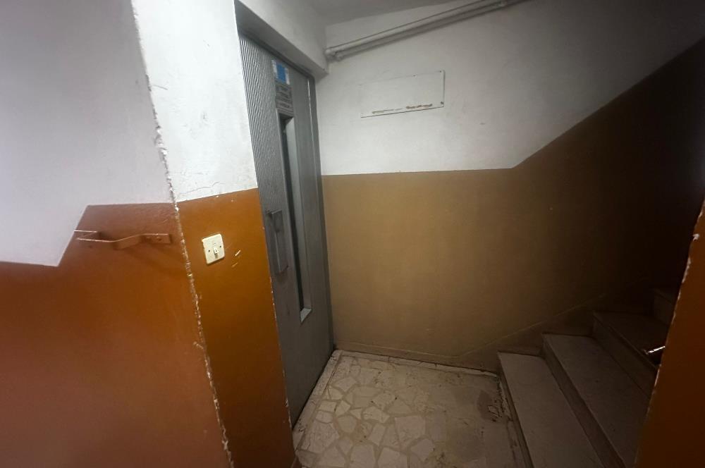 Maltepe Bağlarbaşı Mah. Bağdat Caddesi Üzeri Kiralık Ofis Katı