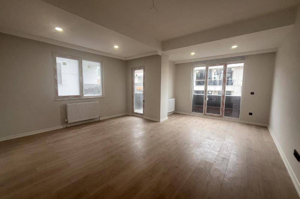 ALTINTEPE'NİN MERKEZİNDE EBEVEYN BANYOLU GÜNEY CEPHE LÜX 3+1