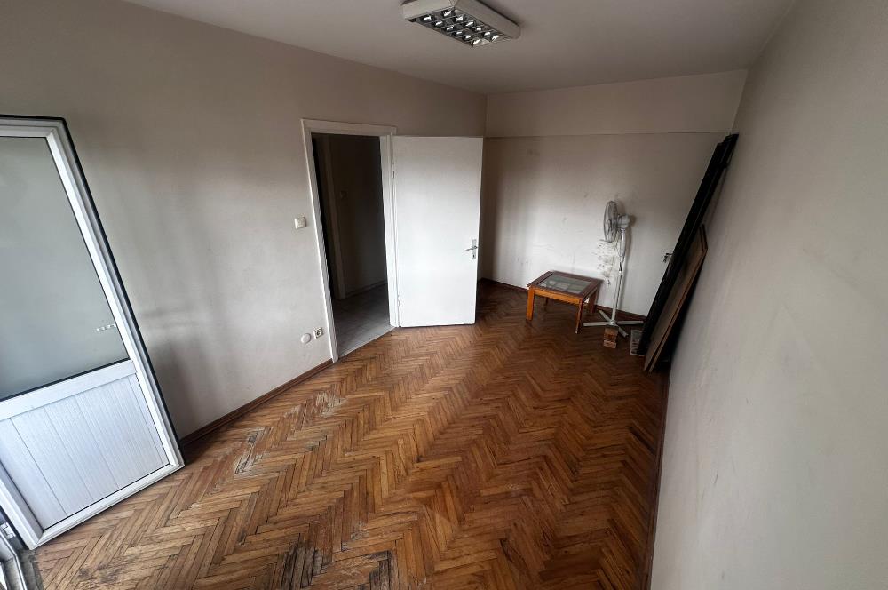 Maltepe Bağlarbaşı Mah. Bağdat Caddesi Üzeri Kiralık Ofis Katı