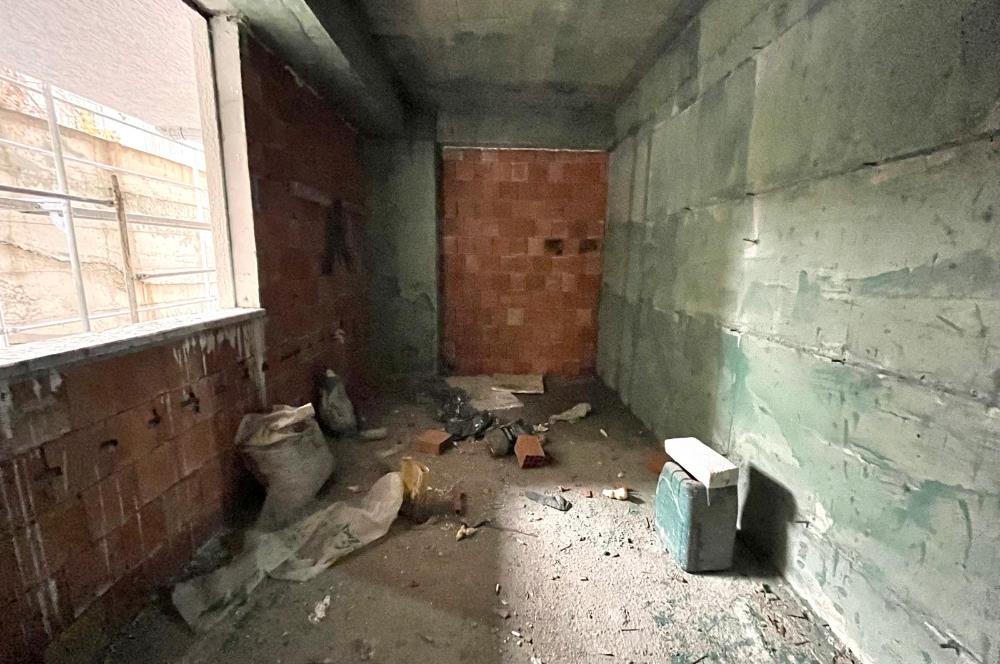 KÜÇÜKYALI'DA MERKEZİ KONUMDA 44M2 FIRSAT 1+1