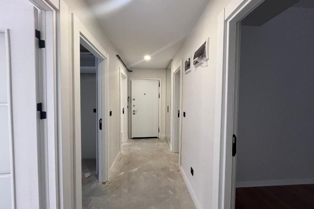 ALTINTEPE'NİN MERKEZİNDE EBEVEYN BANYOLU GÜNEY CEPHE LÜX 3+1