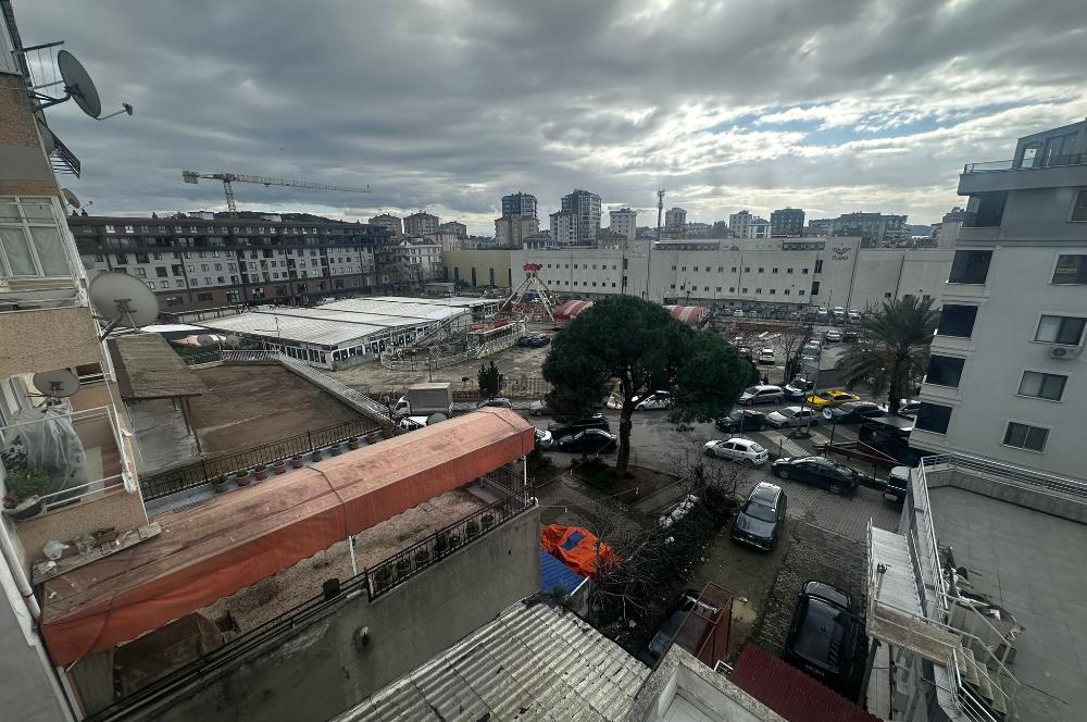 Maltepe Bağlarbaşı Mah. Bağdat Caddesi Üzeri Kiralık Ofis Katı