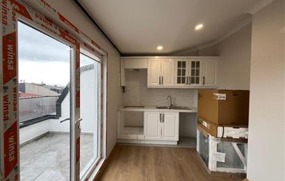 İDEALTEPE MİNİBÜS YOLUNDA SAHİLE YÜRÜME MESAFELİ LÜX 2+2 DUBLEKS