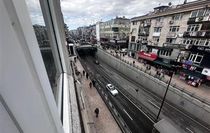 Maltepe Bağlarbaşı Mah. Bağdat Caddesi Üzeri Kiralık Ofis Katı