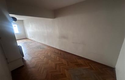 Maltepe Bağlarbaşı Mah. Bağdat Caddesi Üzeri Kiralık Ofis Katı