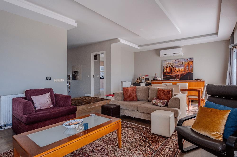 Bodrum Yokuşbaşı Kale ve Deniz Manzaralı Satılık Müstakil Villa