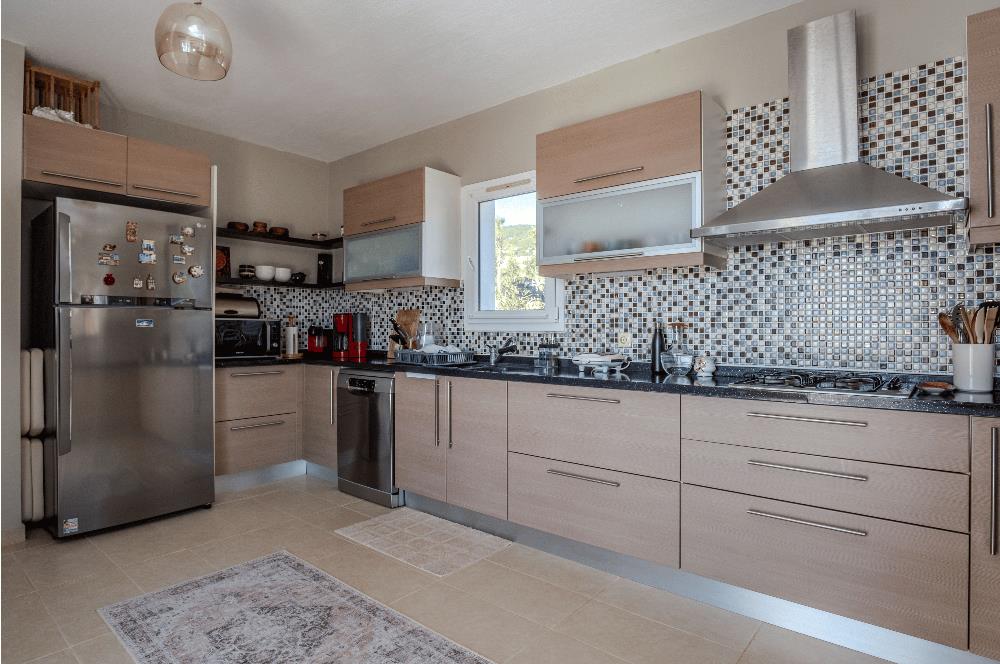 Bodrum Yokuşbaşı Kale ve Deniz Manzaralı Satılık Müstakil Villa