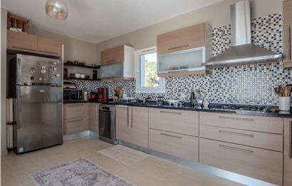 Bodrum Yokuşbaşı Kale ve Deniz Manzaralı Satılık Müstakil Villa