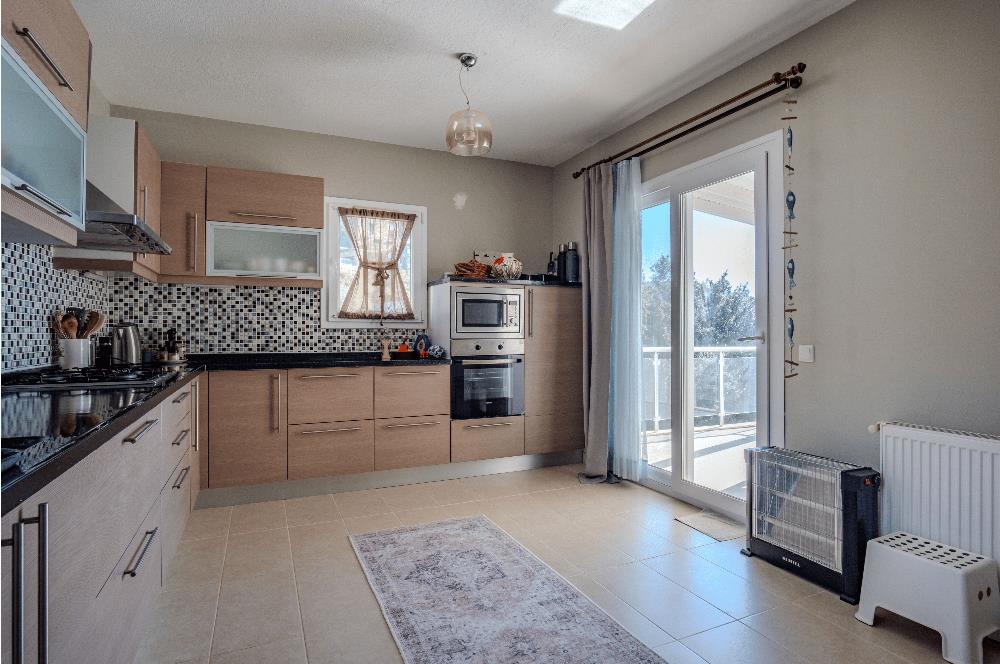 Bodrum Yokuşbaşı Kale ve Deniz Manzaralı Satılık Müstakil Villa