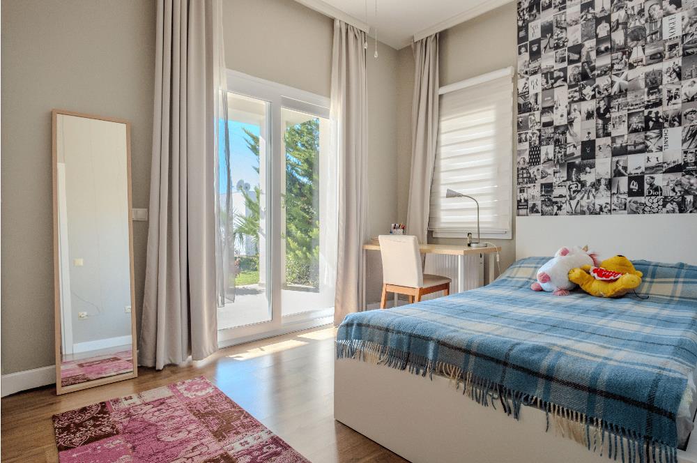 Bodrum Yokuşbaşı Kale ve Deniz Manzaralı Satılık Müstakil Villa