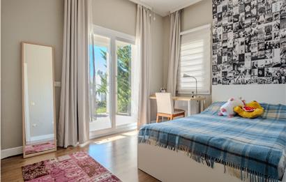 Bodrum Yokuşbaşı Kale ve Deniz Manzaralı Satılık Müstakil Villa