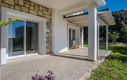 Bodrum Yokuşbaşı Kale ve Deniz Manzaralı Satılık Müstakil Villa