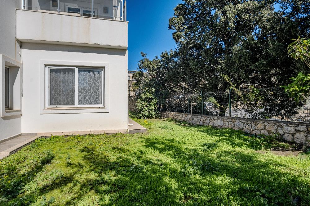 Bodrum Yokuşbaşı Kale ve Deniz Manzaralı Satılık Müstakil Villa