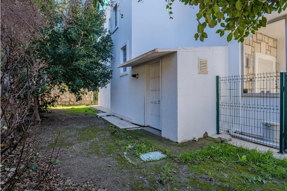 Bodrum Yokuşbaşı Kale ve Deniz Manzaralı Satılık Müstakil Villa