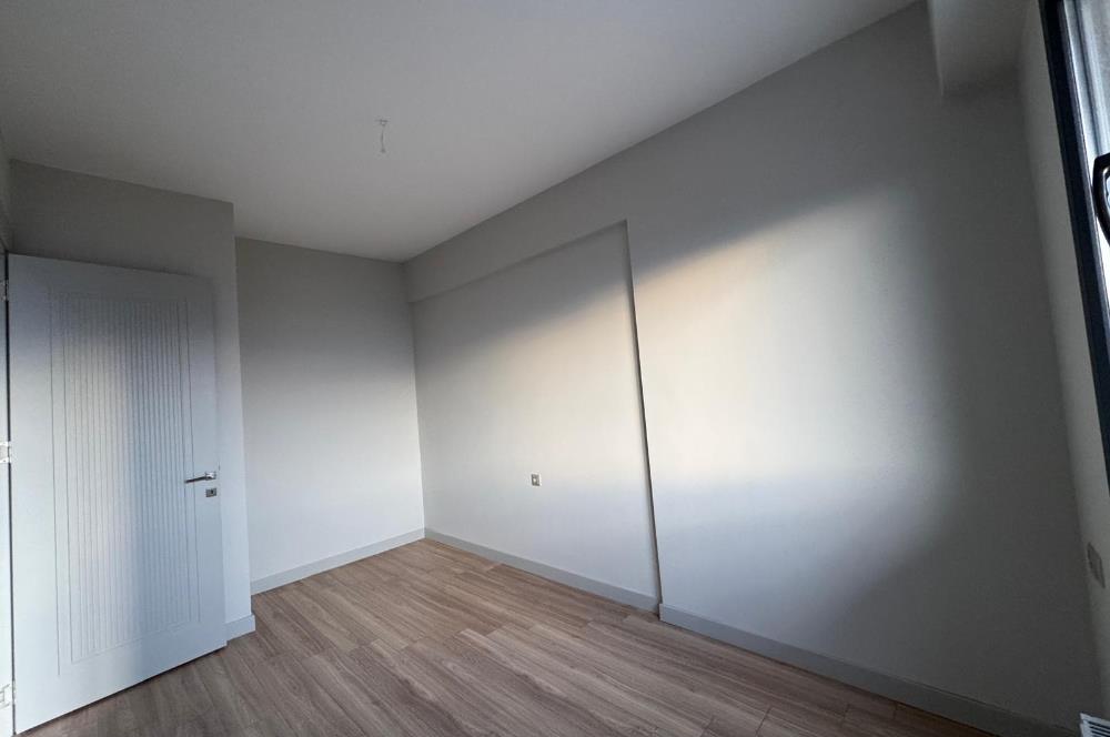  İzka Park Yaşam Atlantis'te Deniz Manzaralı Satılık 1+1 Daire