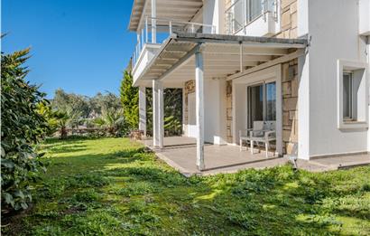 Bodrum Yokuşbaşı Kale ve Deniz Manzaralı Satılık Müstakil Villa