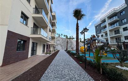  İzka Park Yaşam Atlantis'te Deniz Manzaralı Satılık 1+1 Daire