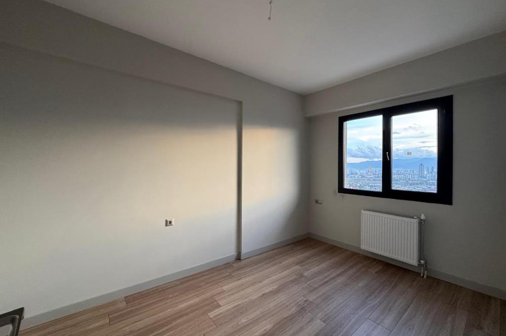  İzka Park Yaşam Atlantis'te Deniz Manzaralı Satılık 1+1 Daire