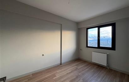  İzka Park Yaşam Atlantis'te Deniz Manzaralı Satılık 1+1 Daire