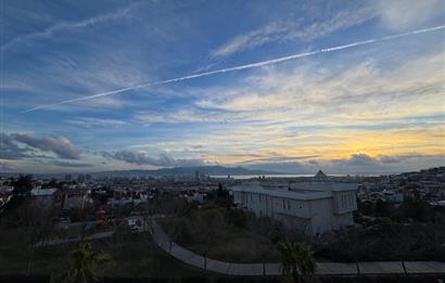  İzka Park Yaşam Atlantis'te Deniz Manzaralı Satılık 1+1 Daire