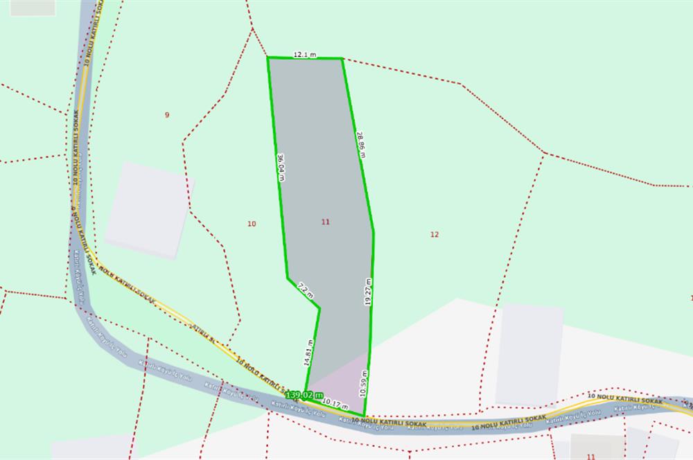 C21 Cius; Katırlı Köyiçi İmarlı Yola Cephe Satılık 691m2 Zeytinlik