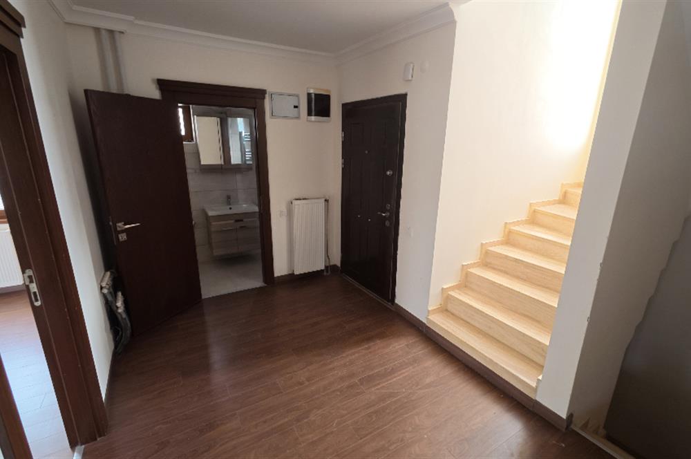 ETİMESGUT ŞEHİTALİ VADİ KONAKLARI SİTESİNDE KÖŞE KONUM 5+2 VİLLA