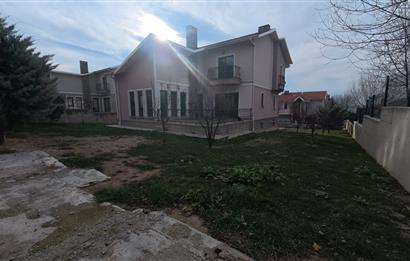 ETİMESGUT ŞEHİTALİ VADİ KONAKLARI SİTESİNDE KÖŞE KONUM 5+2 VİLLA
