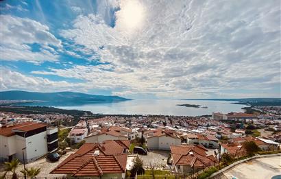 DİDİM AKBÜK’TE DENİZ MANZARALI, HAVUZLU SİTEDE SATILIK EŞYALI 2+1 DUBLEKS DAİRE