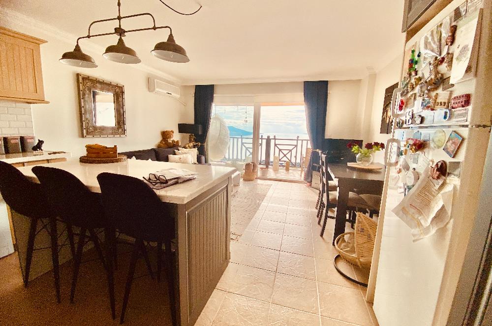 DİDİM AKBÜK’TE DENİZ MANZARALI, HAVUZLU SİTEDE SATILIK EŞYALI 2+1 DUBLEKS DAİRE