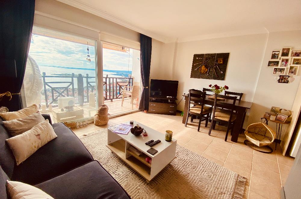 DİDİM AKBÜK’TE DENİZ MANZARALI, HAVUZLU SİTEDE SATILIK EŞYALI 2+1 DUBLEKS DAİRE