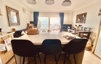 DİDİM AKBÜK’TE DENİZ MANZARALI, HAVUZLU SİTEDE SATILIK EŞYALI 2+1 DUBLEKS DAİRE