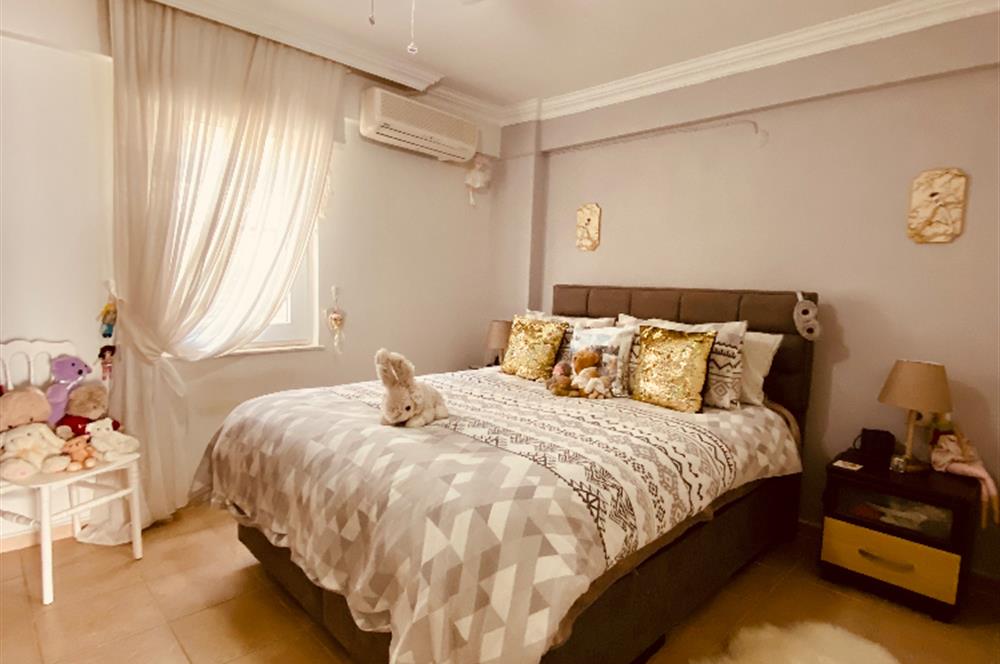 DİDİM AKBÜK’TE DENİZ MANZARALI, HAVUZLU SİTEDE SATILIK EŞYALI 2+1 DUBLEKS DAİRE