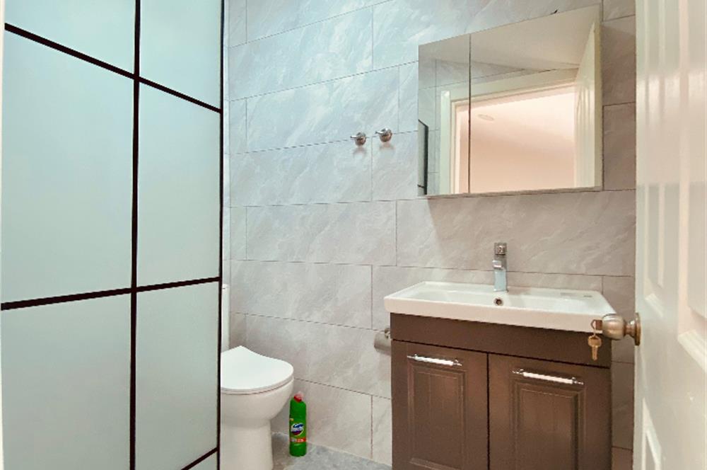 DİDİM AKBÜK’TE DENİZ MANZARALI, HAVUZLU SİTEDE SATILIK EŞYALI 2+1 DUBLEKS DAİRE