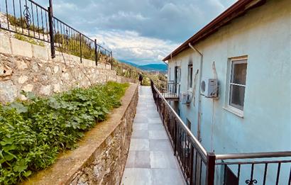 DİDİM AKBÜK’TE DENİZ MANZARALI, HAVUZLU SİTEDE SATILIK EŞYALI 2+1 DUBLEKS DAİRE