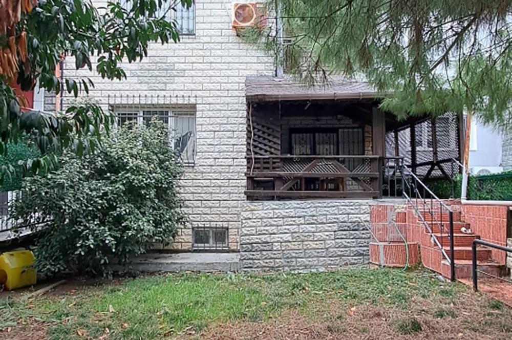 BEYLİKDÜZÜ SAHİLDE SİTE İÇİNDE 6+1 KİRALIK VİLLA