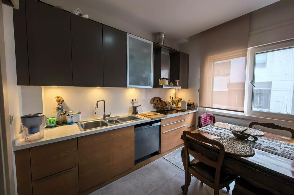 CADDEBOSTAN KADİRAĞA SOK. GÖZTEPE PAR. YAKIN KİRALIK 3+1 DAİRE