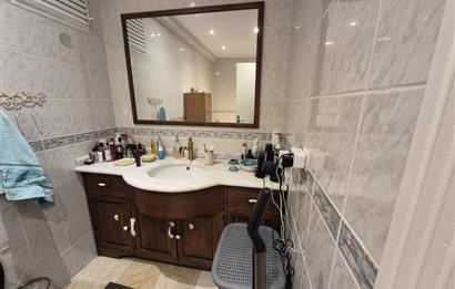 ZEKERİYAKÖY'DE GENİŞ YEŞİL ALANLI SİTEDE 3+1 KİRALIK DAİRE