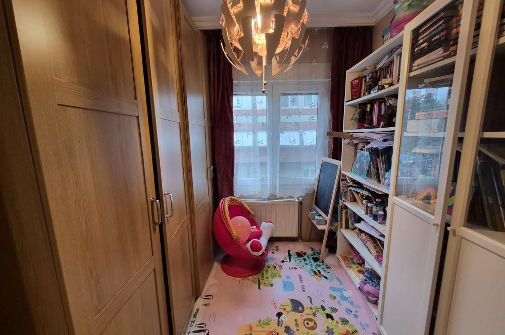 ZEKERİYAKÖY'DE GENİŞ YEŞİL ALANLI SİTEDE 3+1 KİRALIK DAİRE