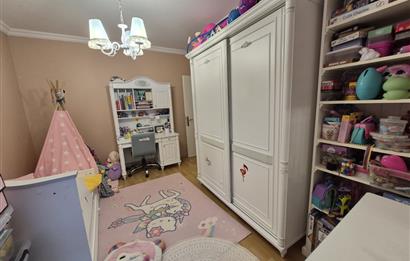 ZEKERİYAKÖY'DE GENİŞ YEŞİL ALANLI SİTEDE 3+1 KİRALIK DAİRE