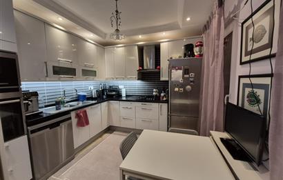 ZEKERİYAKÖY'DE GENİŞ YEŞİL ALANLI SİTEDE 3+1 KİRALIK DAİRE