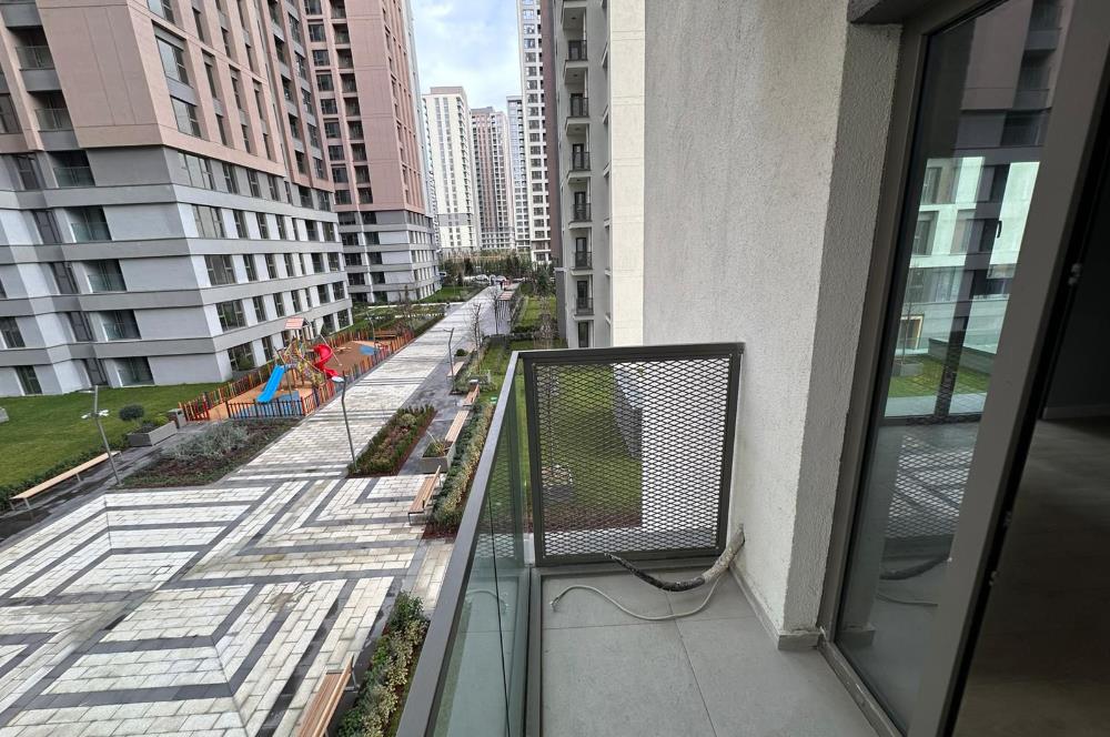 C21 ROOF'DAN YENİ FİKİRTEPE 16.ETAPTA 1+1 KİRALIK DAİRE