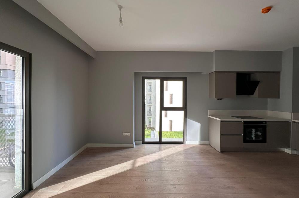 C21 ROOF'DAN YENİ FİKİRTEPE 16.ETAPTA 1+1 KİRALIK DAİRE