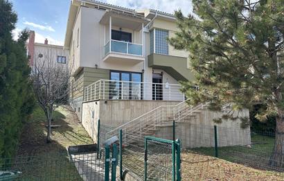 ÇAYYOLU ALACAATLI'DA MANZARASI KAPANMAZ 5+1 SATILIK VİLLA