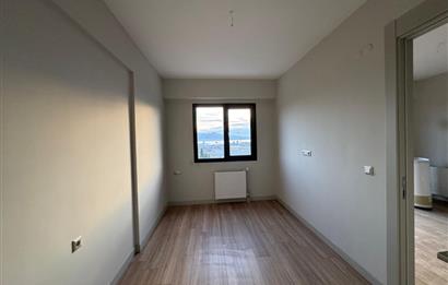  İzka Park Yaşam Atlantis'te Deniz Manzaralı Satılık 1+1 Daire