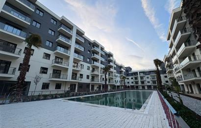  İzka Park Yaşam Atlantis'te Deniz Manzaralı Satılık 1+1 Daire