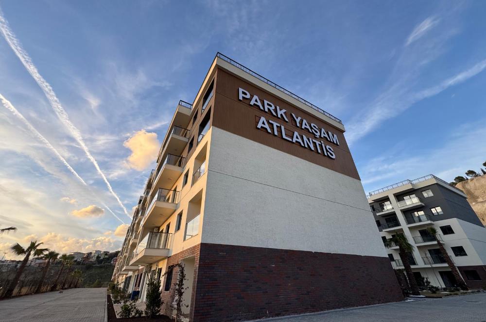  İzka Park Yaşam Atlantis'te Deniz Manzaralı Satılık 1+1 Daire