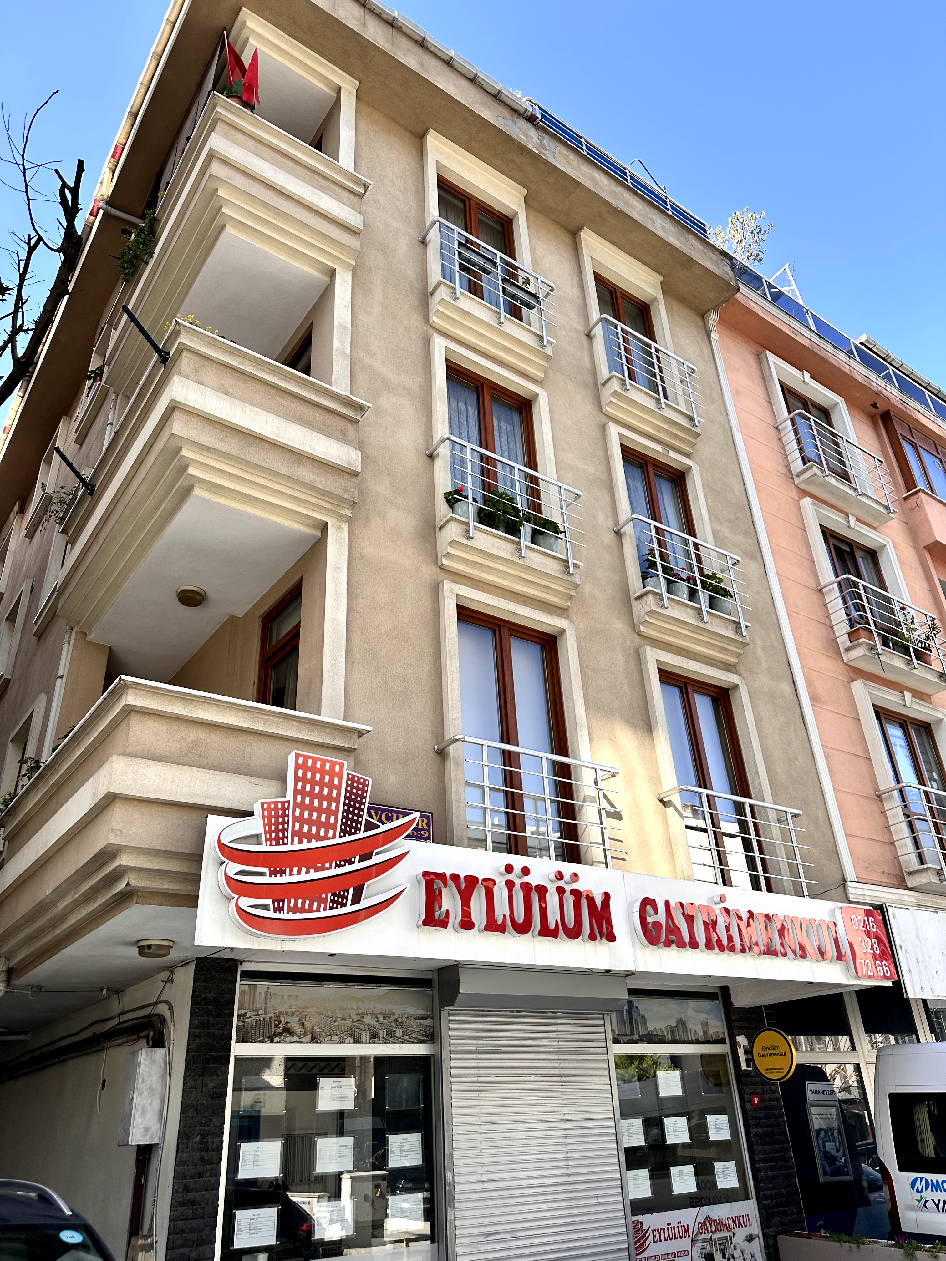 Ümraniye 3+2 Satılık Daire