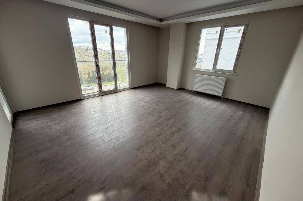 Viva Perla 2+1 Kapalı Mutrfak Havuzlu 7/24 Güvenlikli Boş Daire